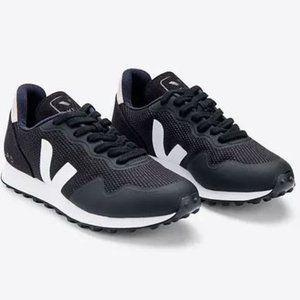 VEJA SDU Sneakers Black Size 6